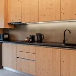 Premium Retreat With Garden By Hostwise