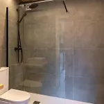 Premium Retreat With Garden By Hostwise Villa *