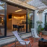 Premium Retreat With Garden By Hostwise Villa Darque