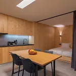 Premium Retreat With Garden By Hostwise Darque
