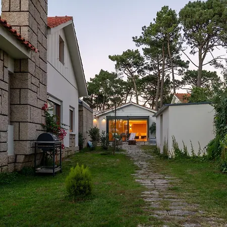 Villa Premium Retreat With Garden By Hostwise *