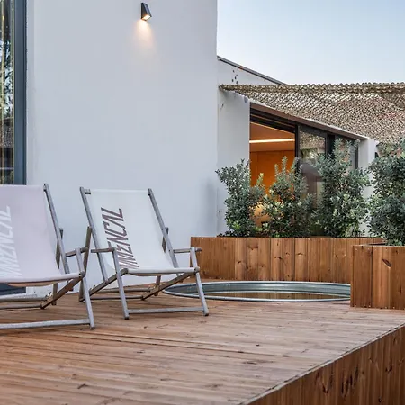 Premium Retreat With Garden By Hostwise * Darque
