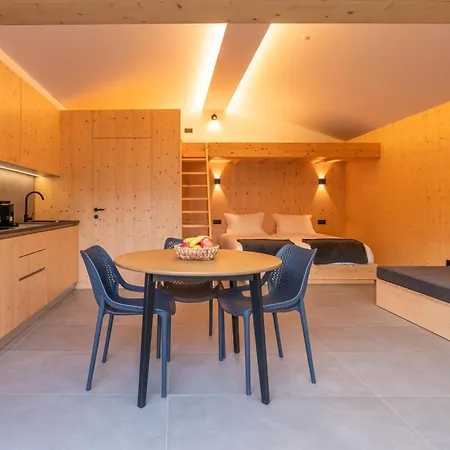 Premium Retreat With Garden By Hostwise