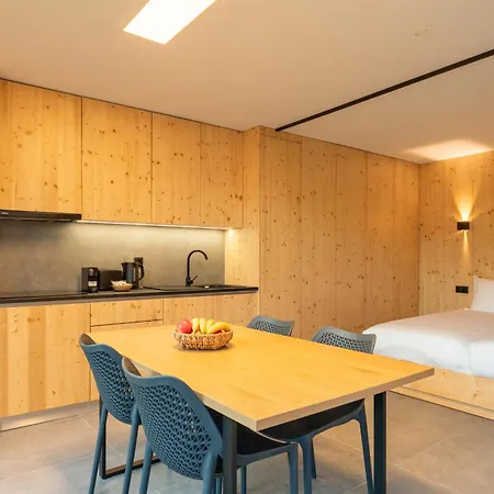 Premium Retreat With Garden By Hostwise * Darque