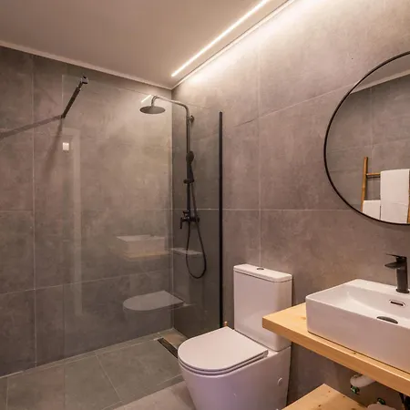 Premium Retreat With Garden By Hostwise Villa Darque
