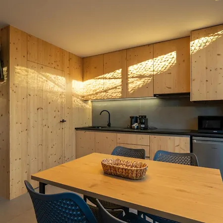 Premium Retreat With Garden By Hostwise * Darque