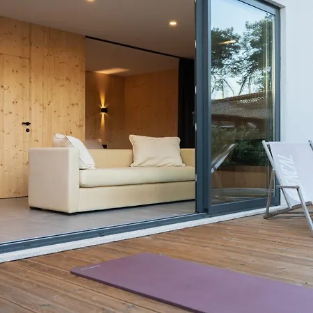 Premium Retreat With Garden By Hostwise Willa Darque