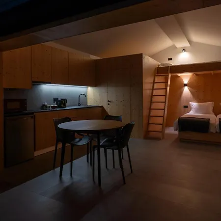 Premium Retreat With Garden By Hostwise * Darque