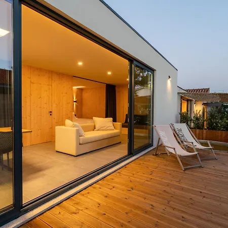 Premium Retreat With Garden By Hostwise Willa Darque
