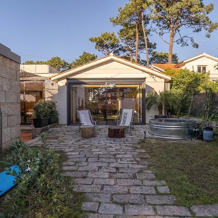 Premium Retreat With Garden By Hostwise Darque