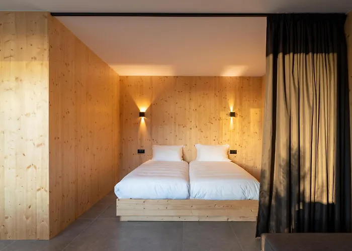 Villa Premium Retreat With Garden By Hostwise Darque