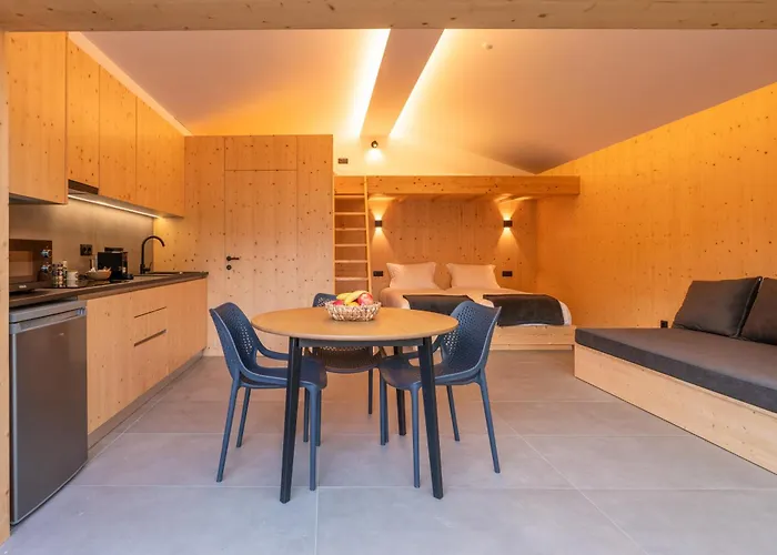 Premium Retreat With Garden By Hostwise