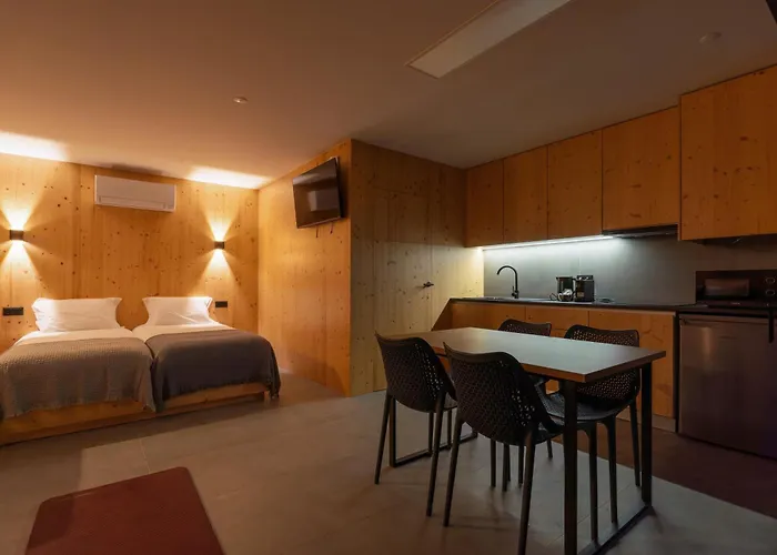 Premium Retreat With Garden By Hostwise *